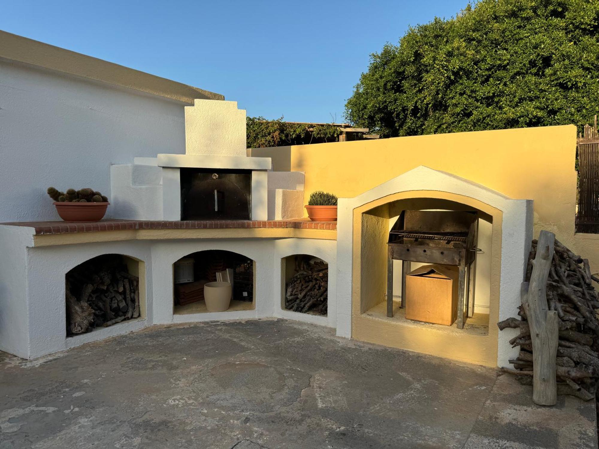 Golden Horizon Retreat, Tranquil Atmosphere Next To The Sea! Holiday home