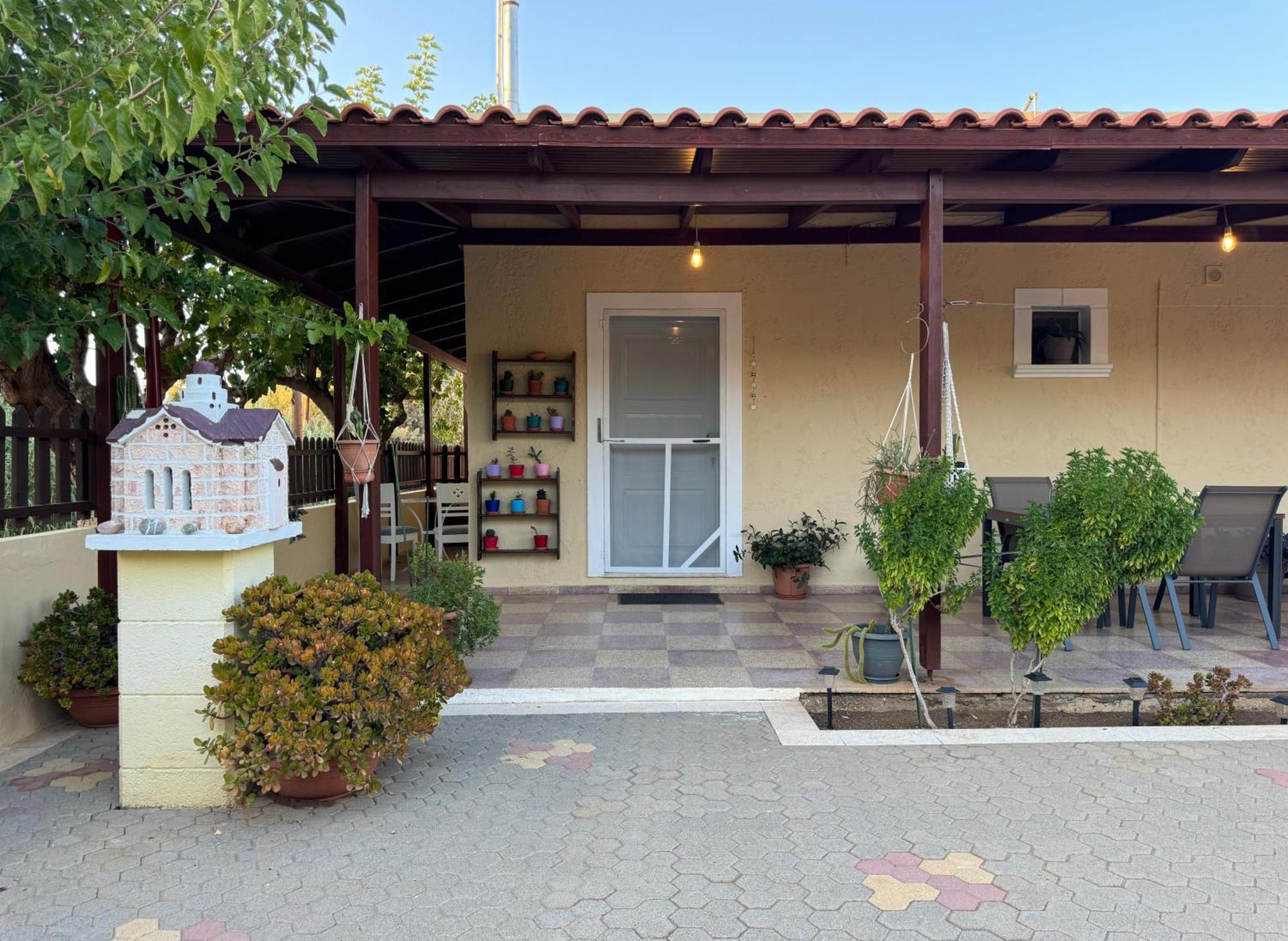 Golden Horizon Retreat, Tranquil Atmosphere Next To The Sea! * Gournes Gouvon